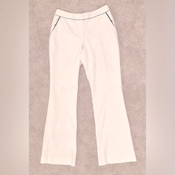 The Limited Stretch cream straight leg pants | Black lining - Picture 1 of 4